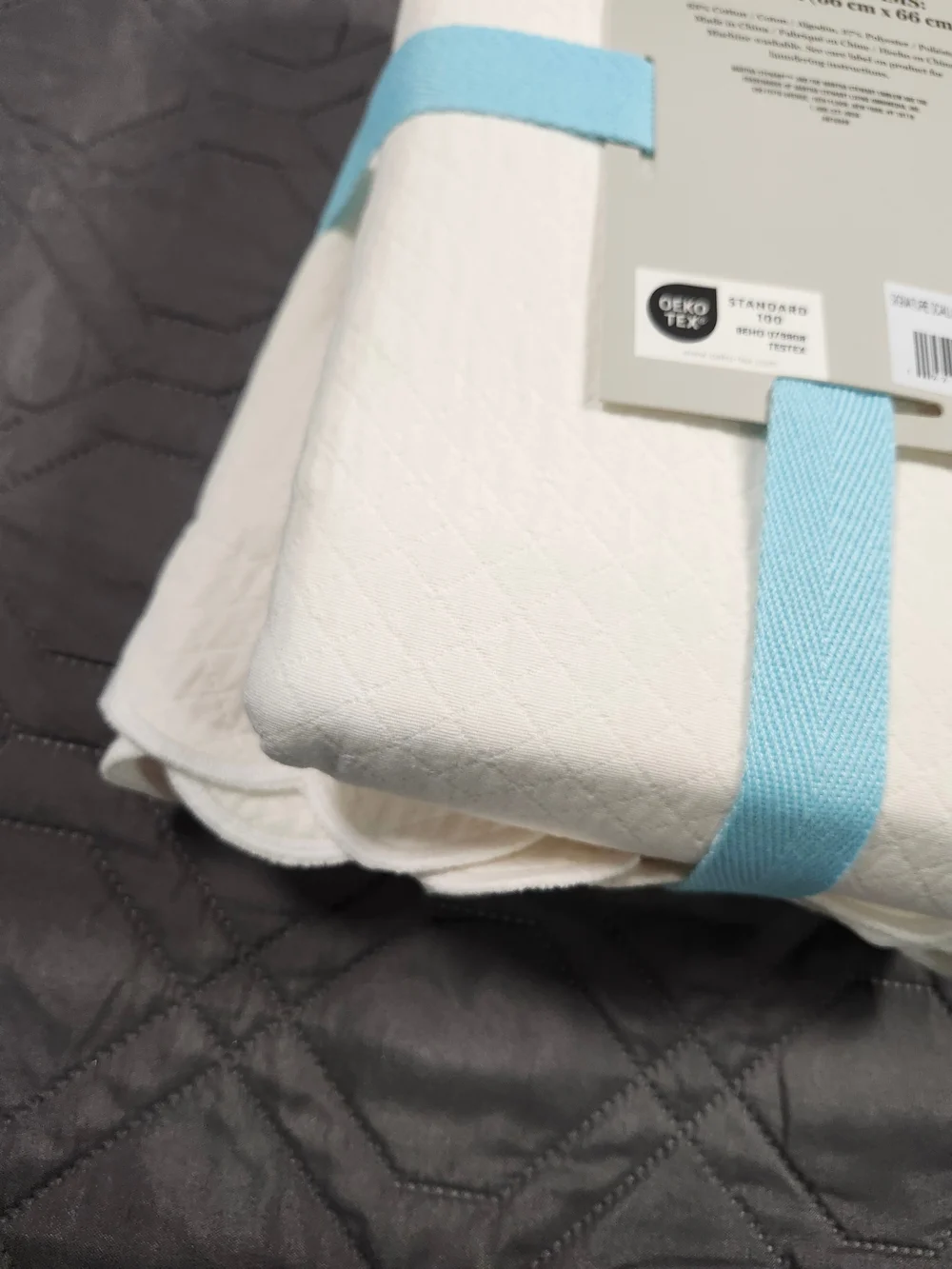 Martha Stewart White Cotton Sham Pair 26 in x 26 in (66 cm x 66 cm).